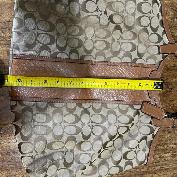 Coach Brown Signature Snake Bag - Picture 5 of 5